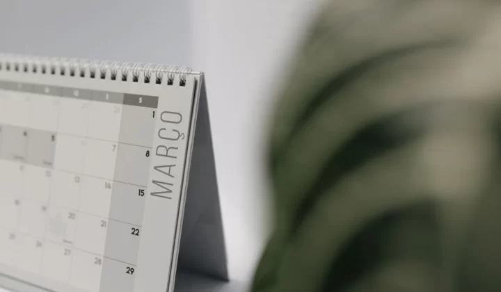 闭口粉刺一周护肤安排