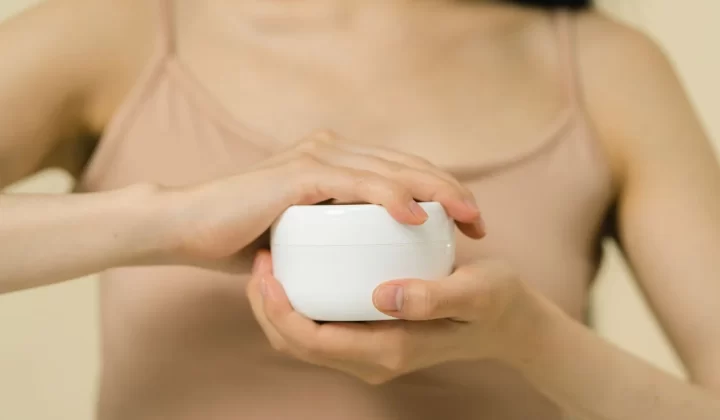 保湿缓冲减少刺激