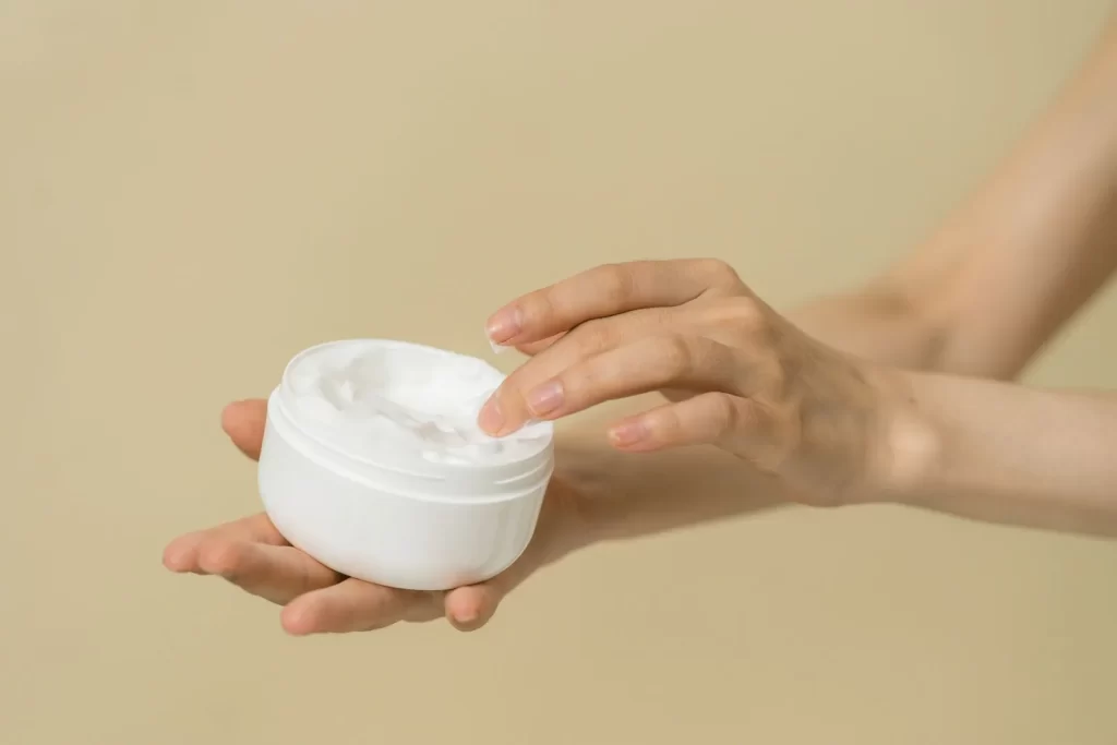 身体美白霜烟酰胺安瓶